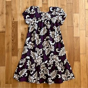 Vintage Evergreen Island Hawaii Muumuu Purple Floral Short Sleeve Pocket Size M